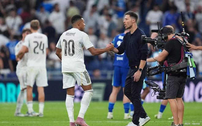 皇家马德里发布备战花絮，关键时刻外线爆发，欧联任务艰巨，资深球员宣示担当的简单介绍-爱游戏